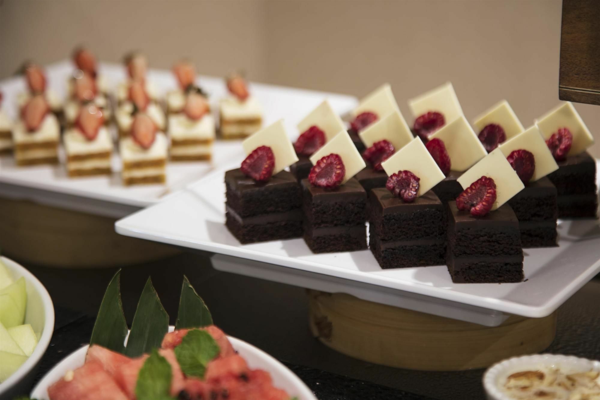 Coral Muscat Hotel And Apartments מראה חיצוני תמונה