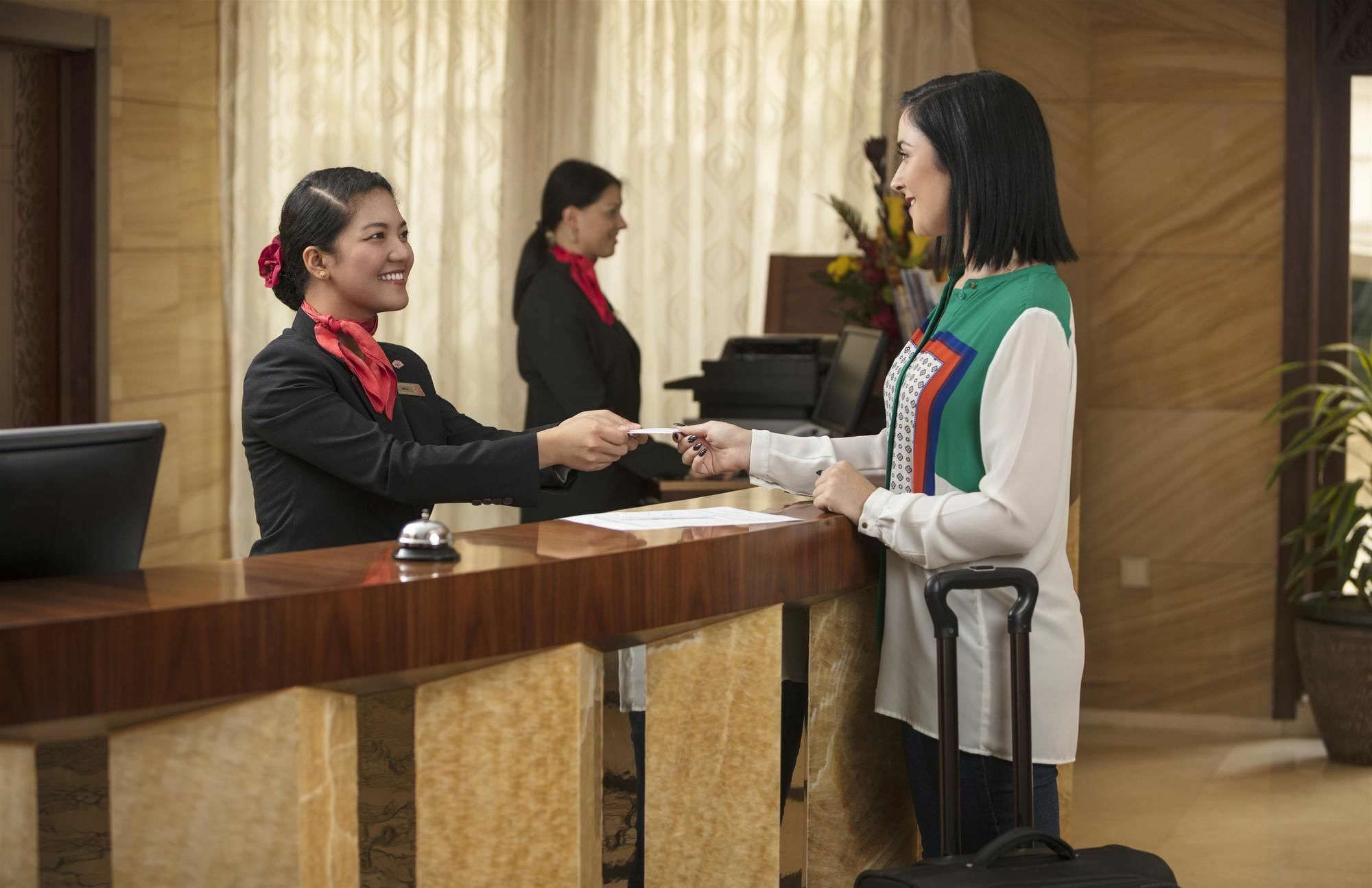 Coral Muscat Hotel And Apartments מראה חיצוני תמונה