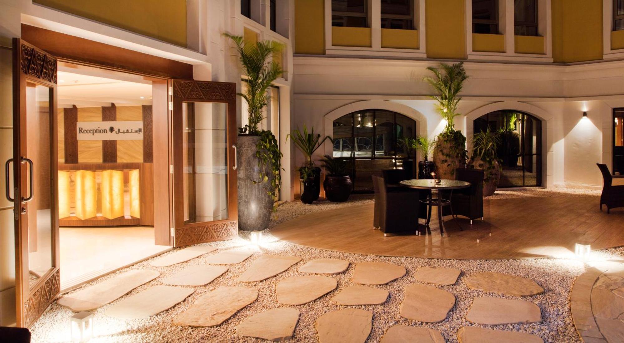Coral Muscat Hotel And Apartments מראה חיצוני תמונה